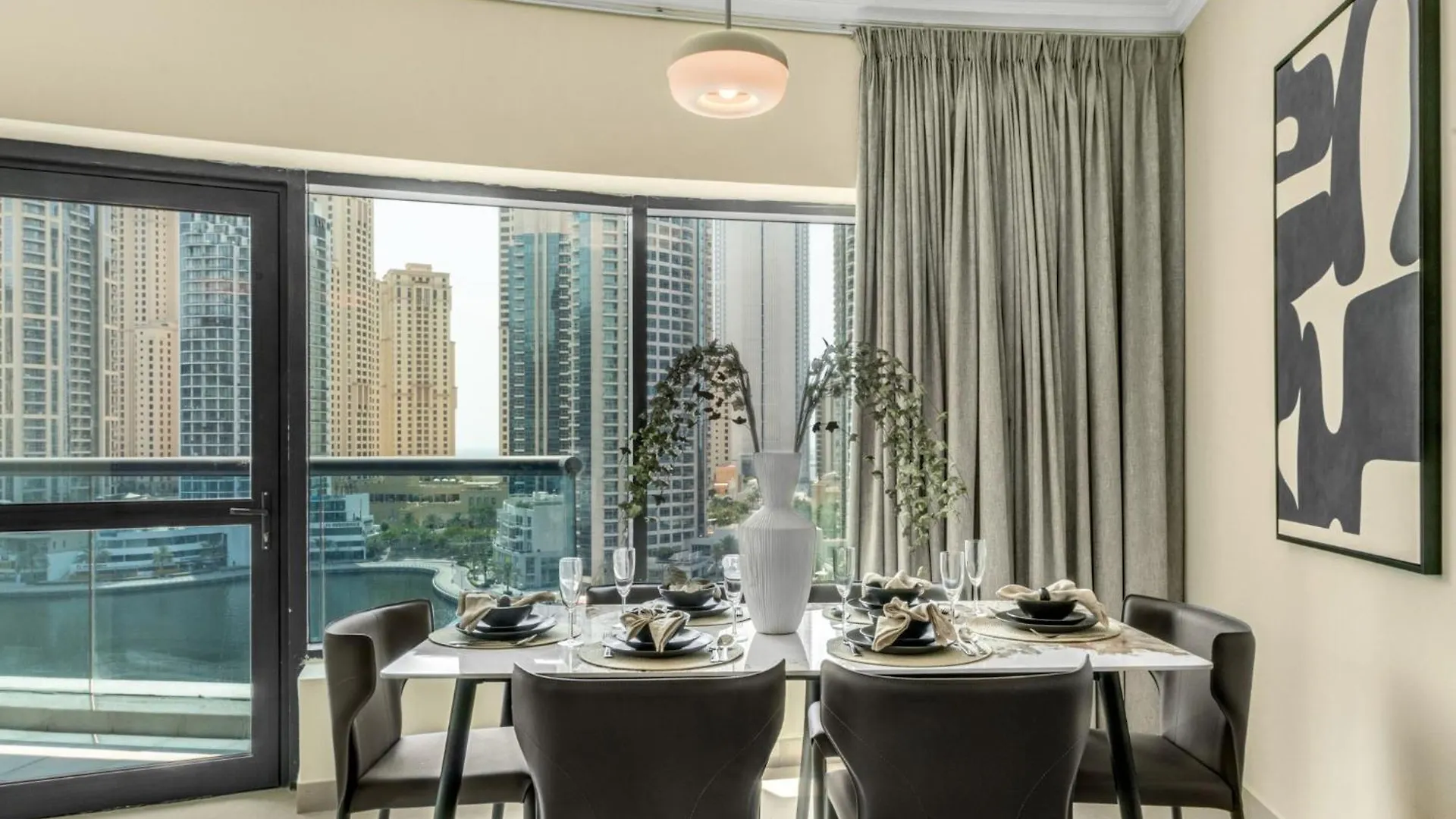 The Smart Concierge - Time Place Dubai 0*,  United Arab Emirates